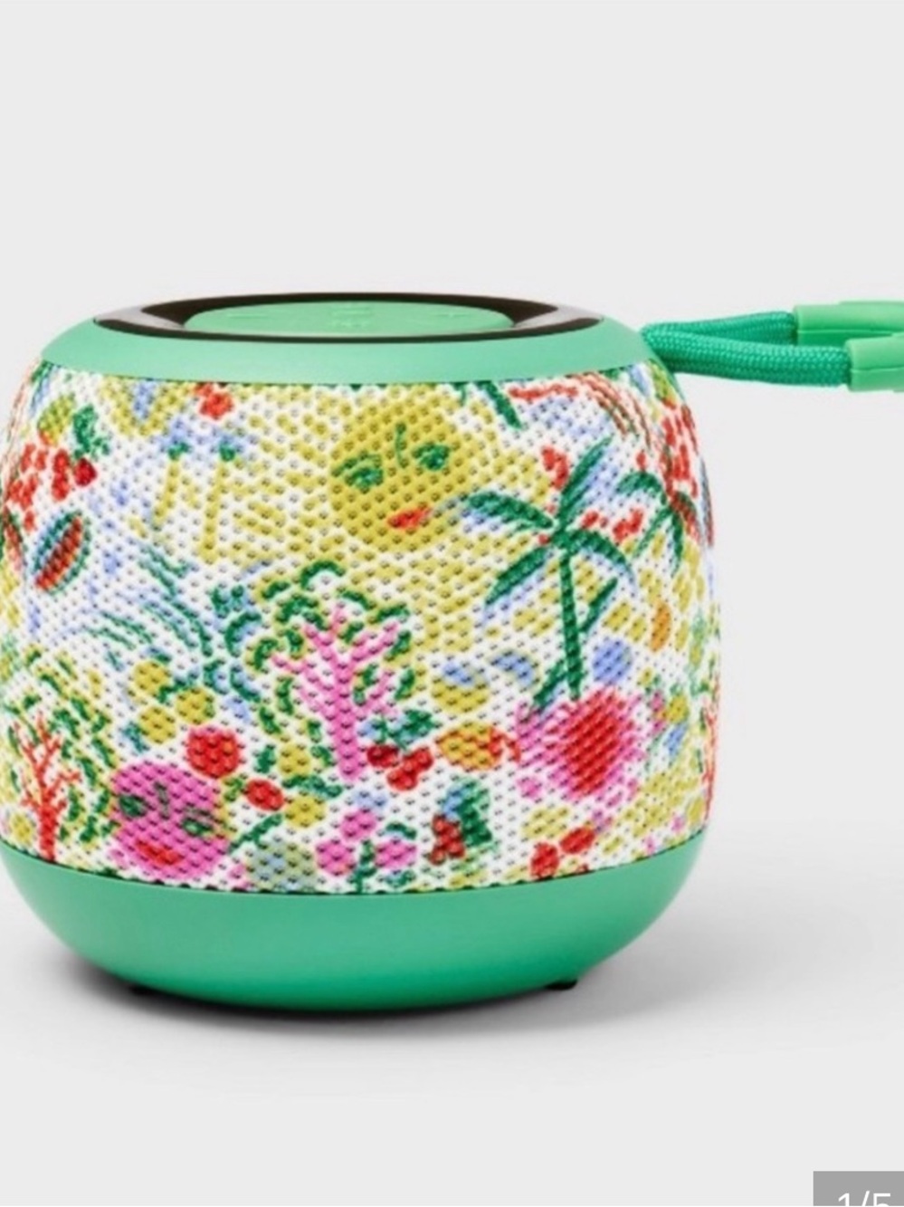 ROLLER RABBIT X
TARGET NWT Water resistant led speaker